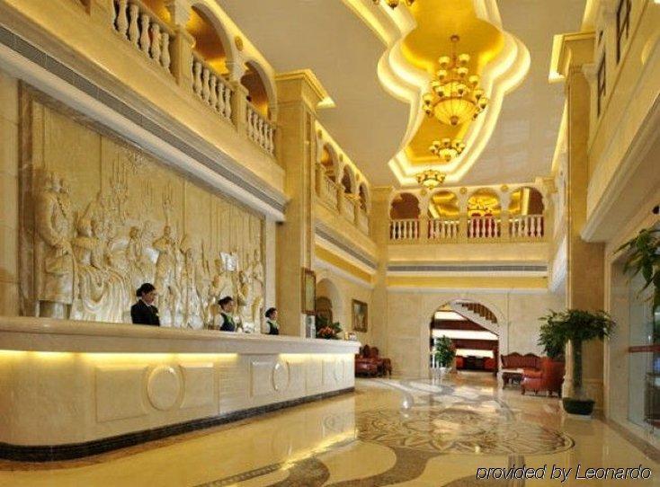 Vienna Hotel Shenzhen Shuanglong Subway Station İç mekan fotoğraf